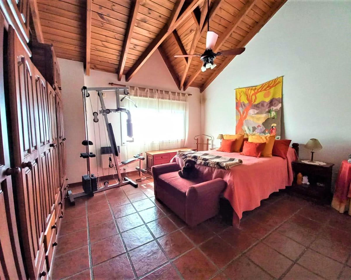 Casa en Granadero Baigorria 5