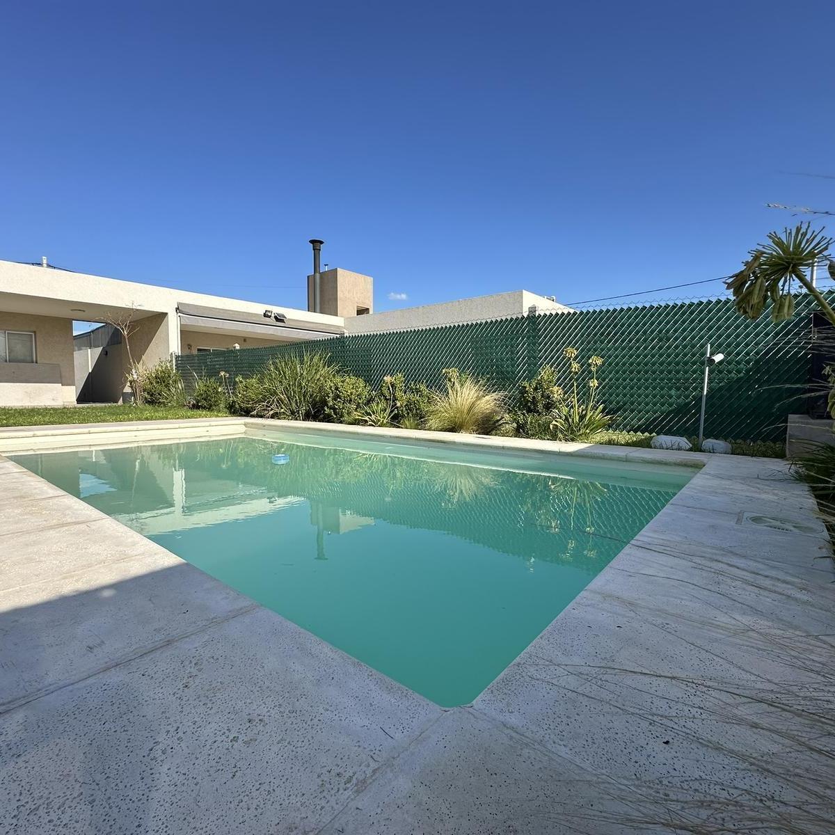 Venta Casa a Estrenar en Jardines de Esther 1