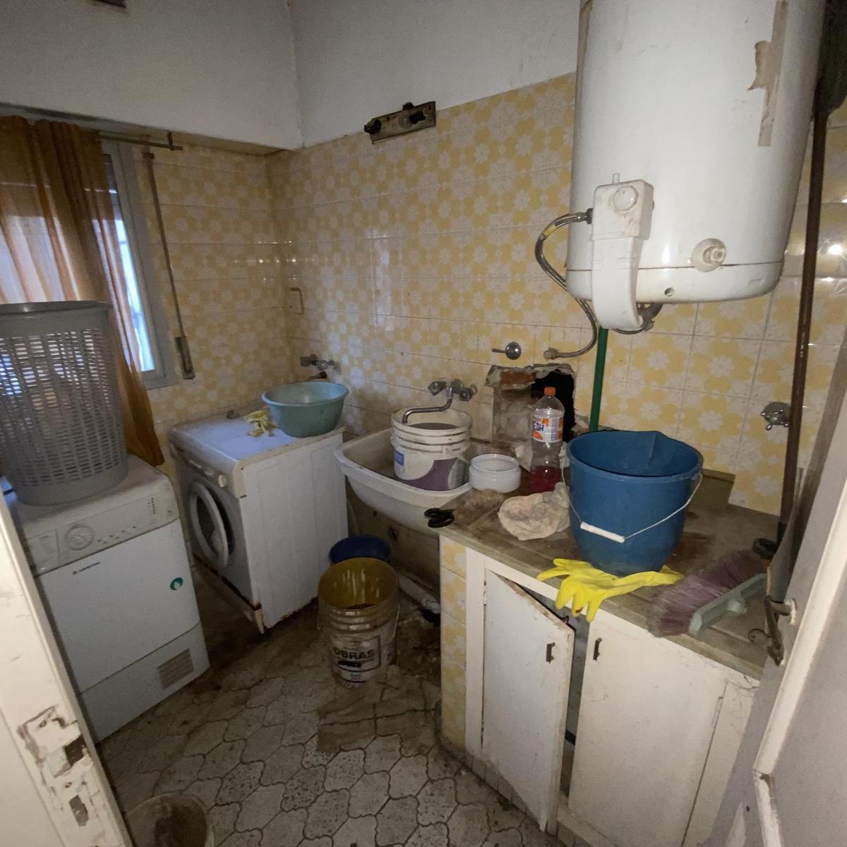Venta Chalet de 4 Dorm. con 1.000 m² a Reciclar 4