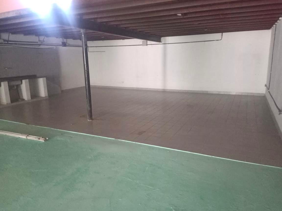 Galpón / Deposito en veta en Bella Vista