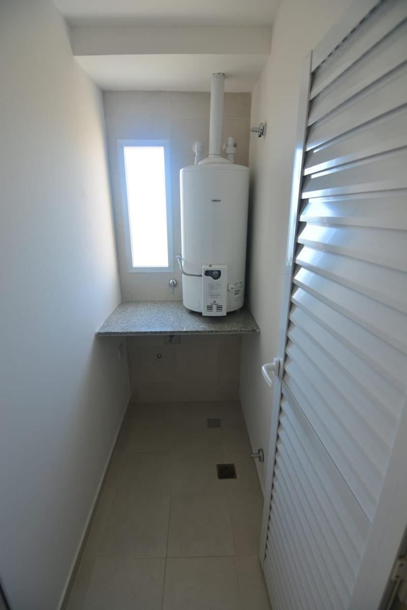Foto de Venta Departamento 2 dormitorios en Echesortu, imagen 2
