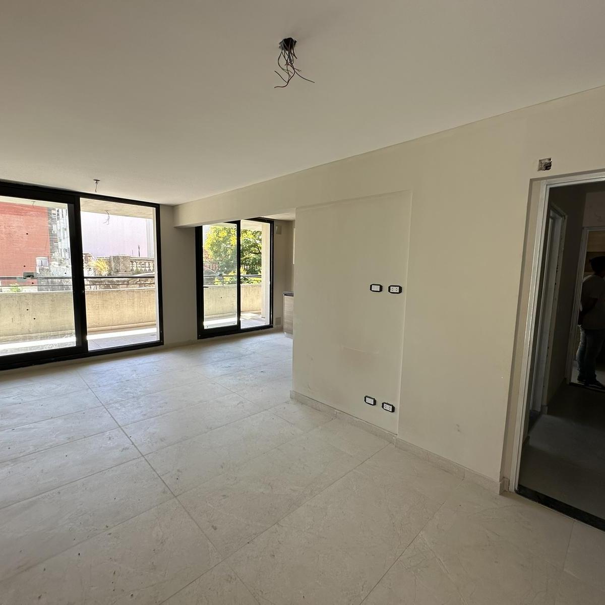 VENTA - Departamento 2 dormitorios en zona río