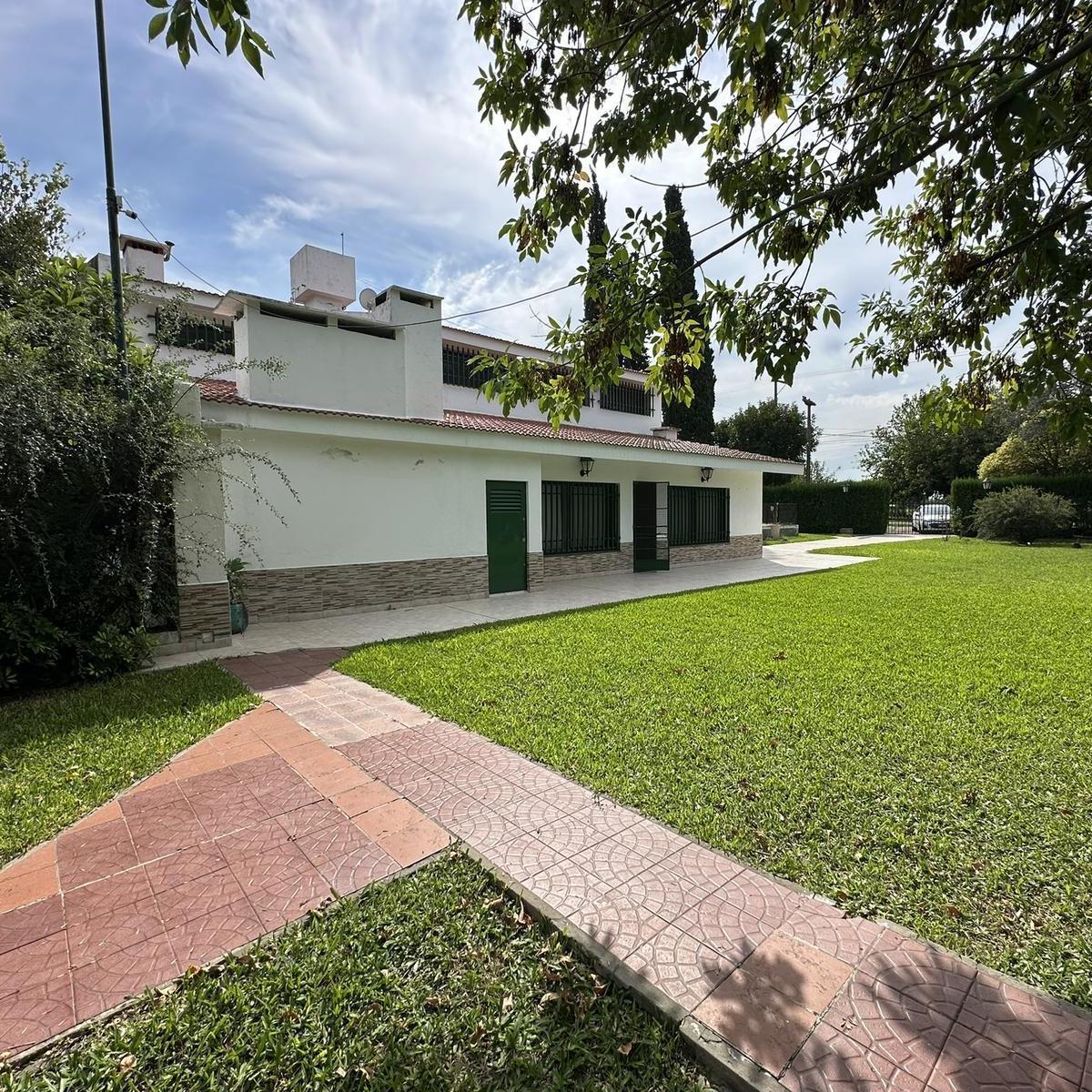 Venta Casa en Pueblo Esther 1
