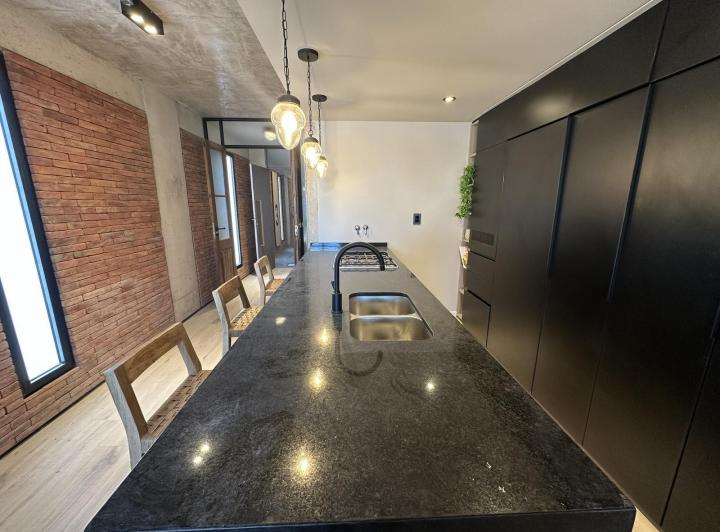 VENTA Departamento 1 dormitorio en pichincha 5