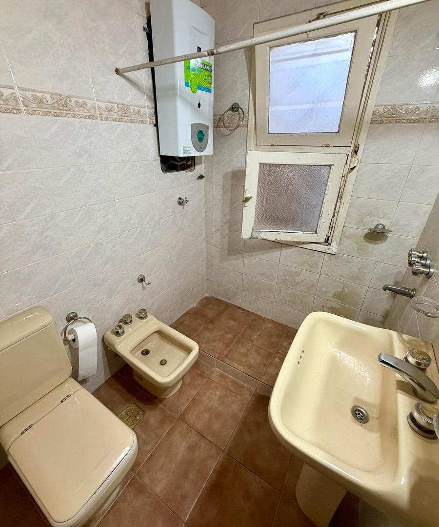 Foto de Casa de dos dormitorios con patio y terraza, imagen 4