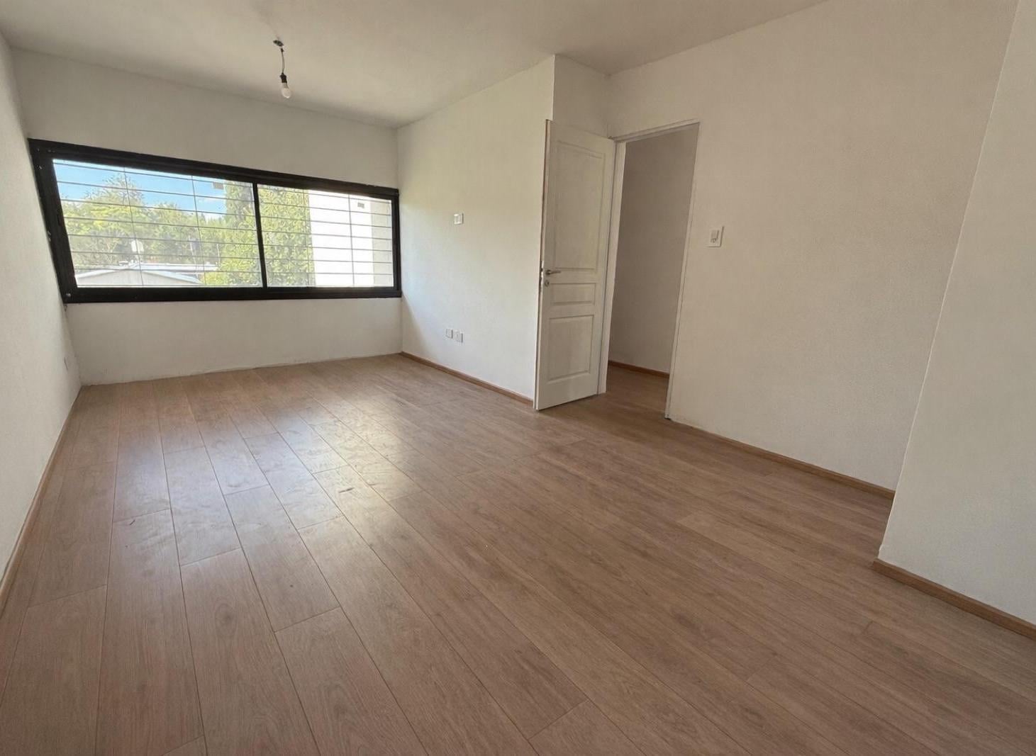 VENTA CASA 3 DORMITORIOS EN DON QUIJOTE, ROLDAN