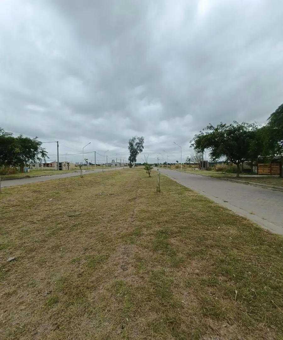 VENTA TERRENO APTO COMERCIAL EN ESTACIÓN ALVEAR 2