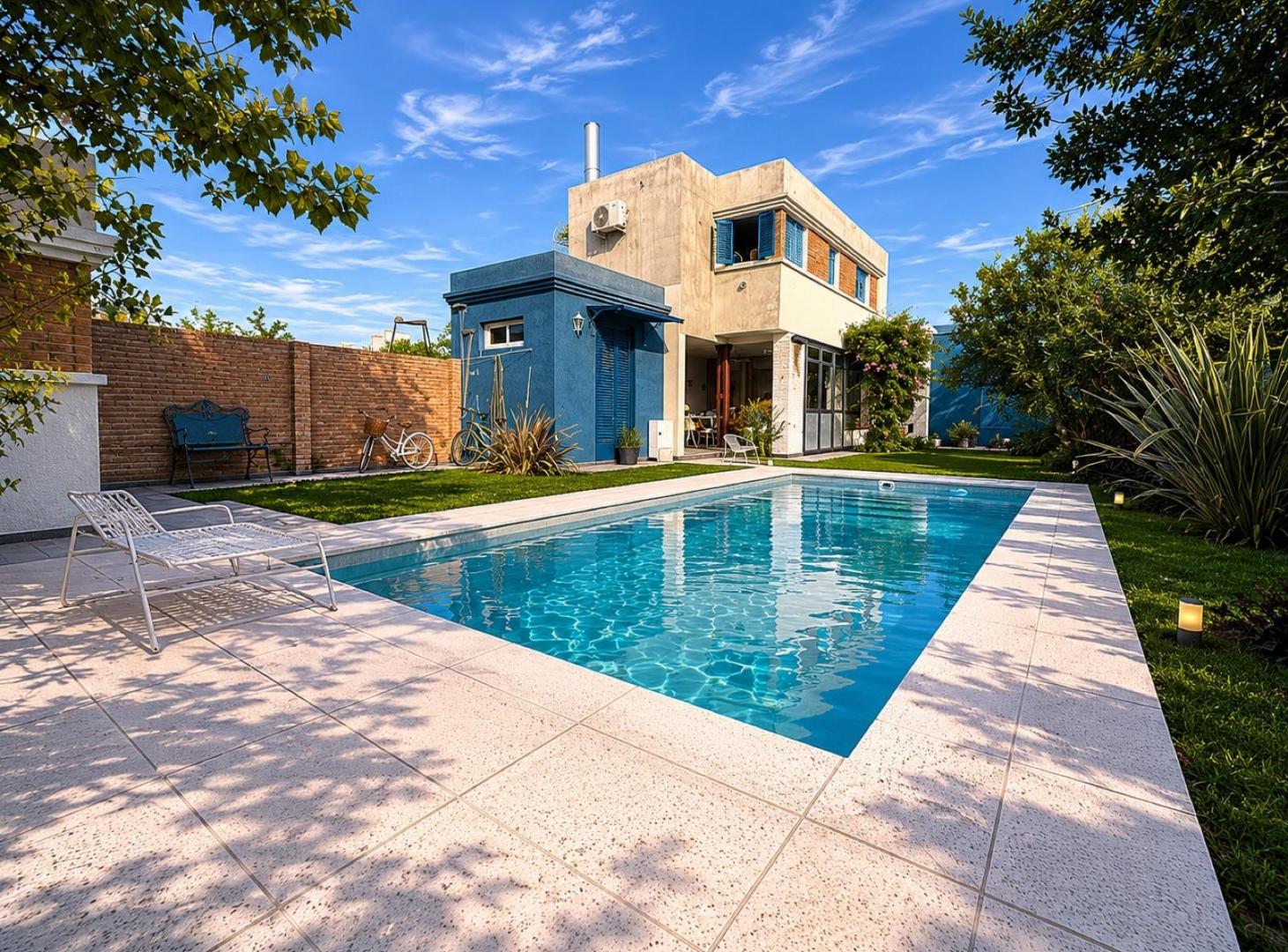VENTA CASA 2 DORMITORIOS CON PILETA EN TDS1, ROLDAN