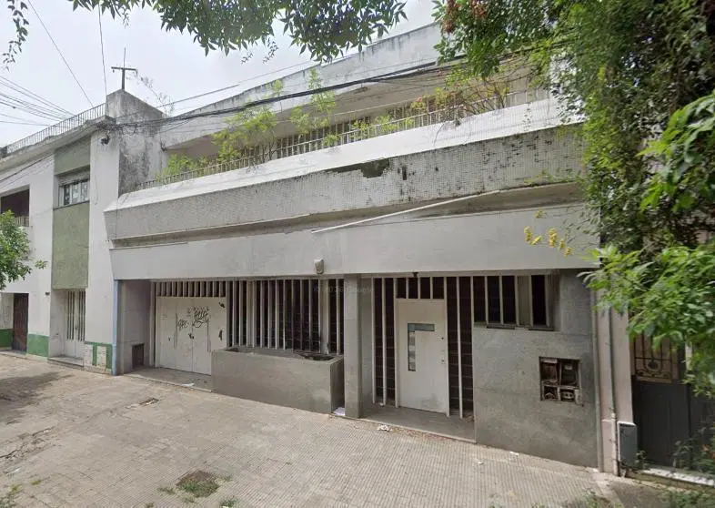 Venta- Lote para constructora de 351 m2 en Abasto 1