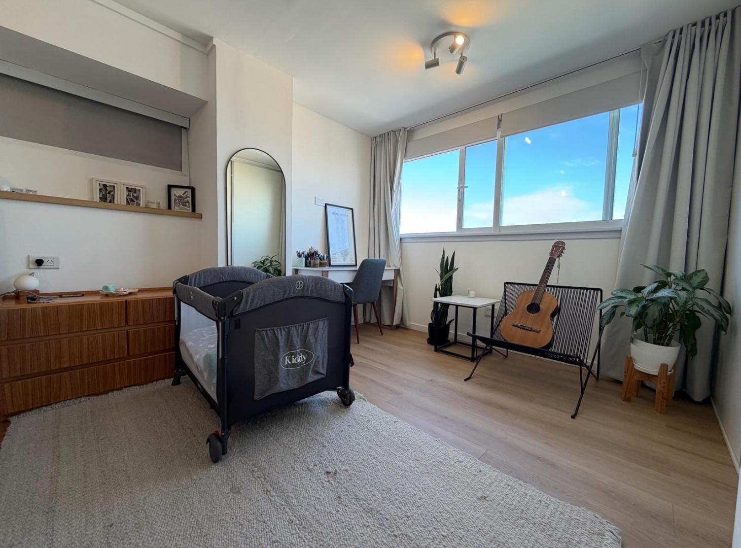 Foto de VENTA DUPLEX 2 DORMITORIOS CON 2 COCHERAS EN ZONA RIO, ROSARIO, imagen 1