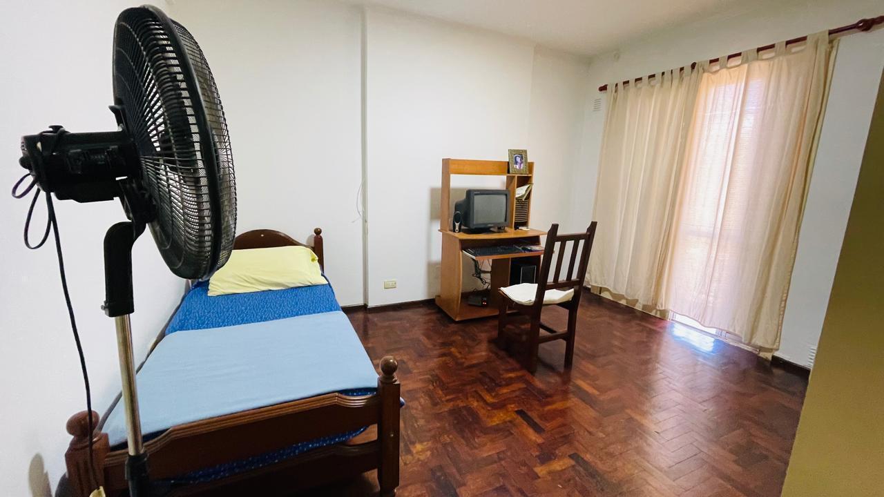 Foto de Venta - Departamento 2 dormitorios con balcon al frente Rosario centro, imagen 5