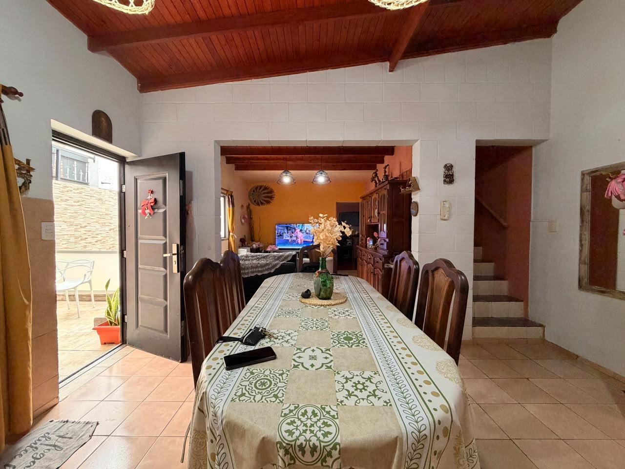 Foto de Casa interna con pileta, imagen 2