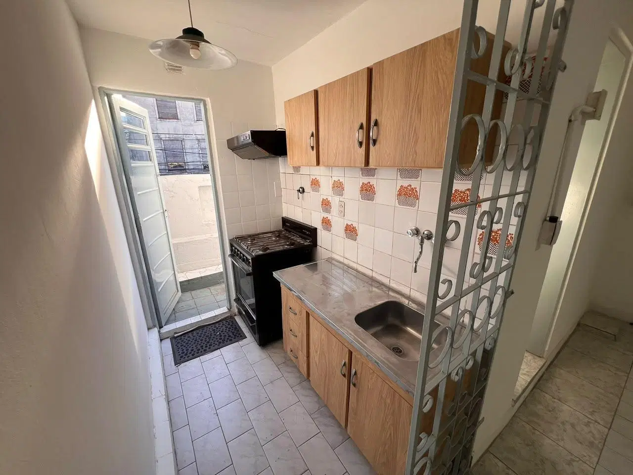 OPORTUNIDAD ! Departamento Abasto, ideal flipping! 2