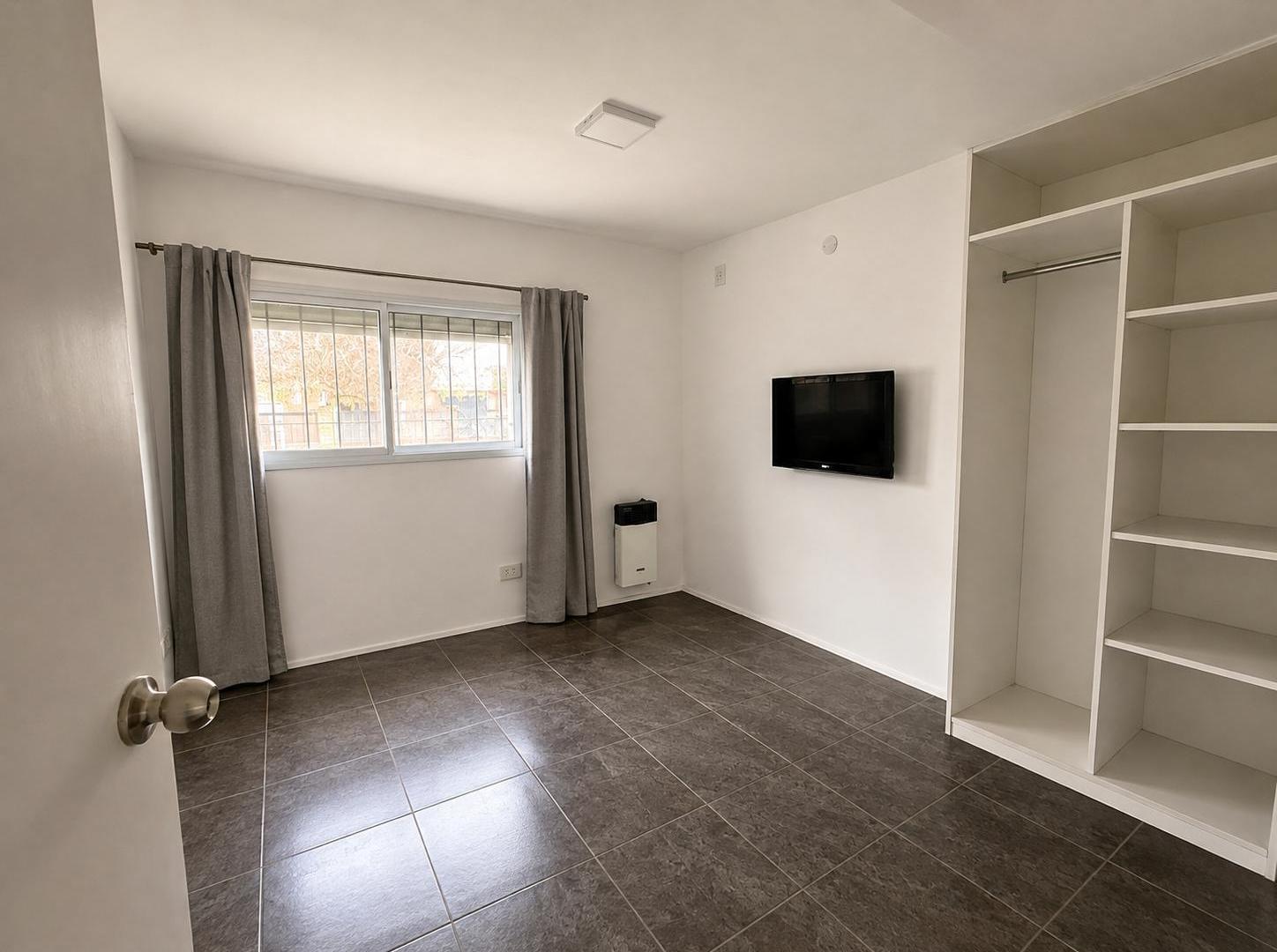 Foto de CASA CON PILETA, imagen 3