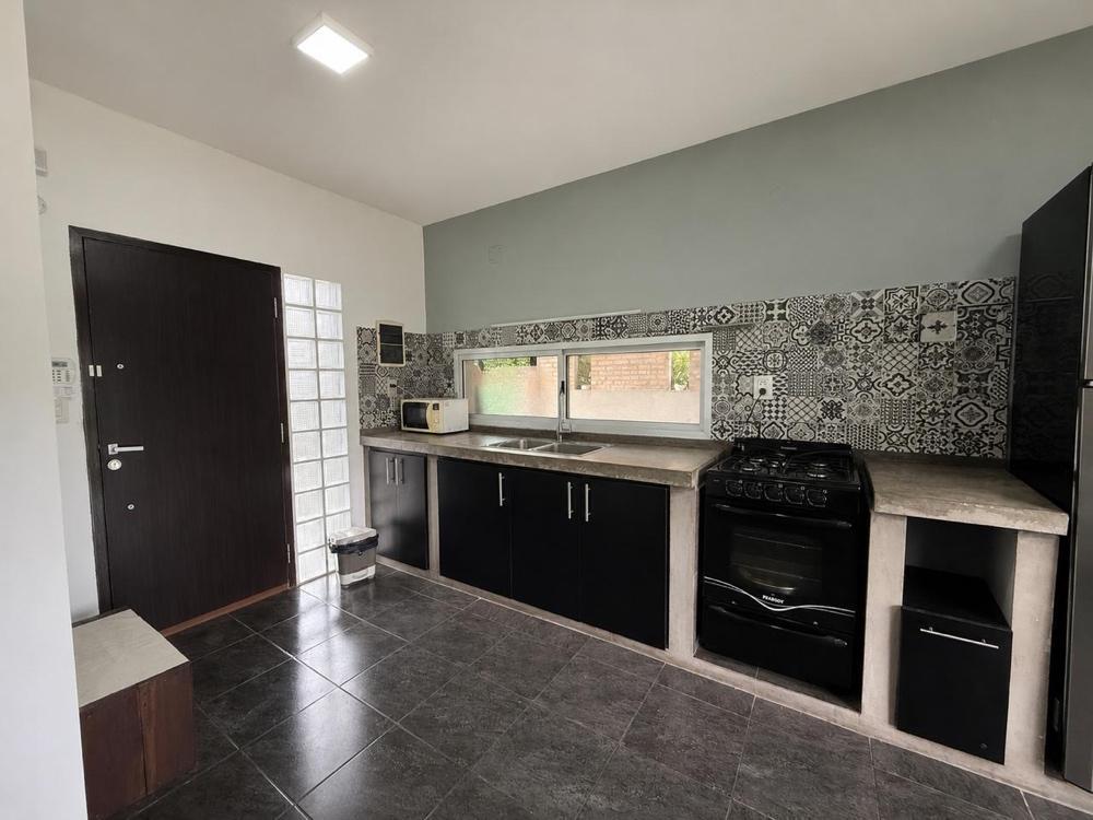 Foto de CASA CON PILETA, imagen 1