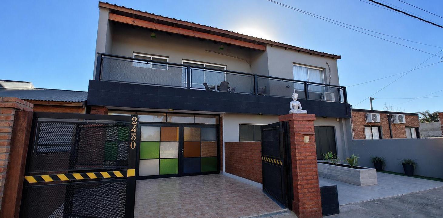 Foto de TDS 2 - Casa sobre Avenida con 2 locales comerciales !, imagen 2