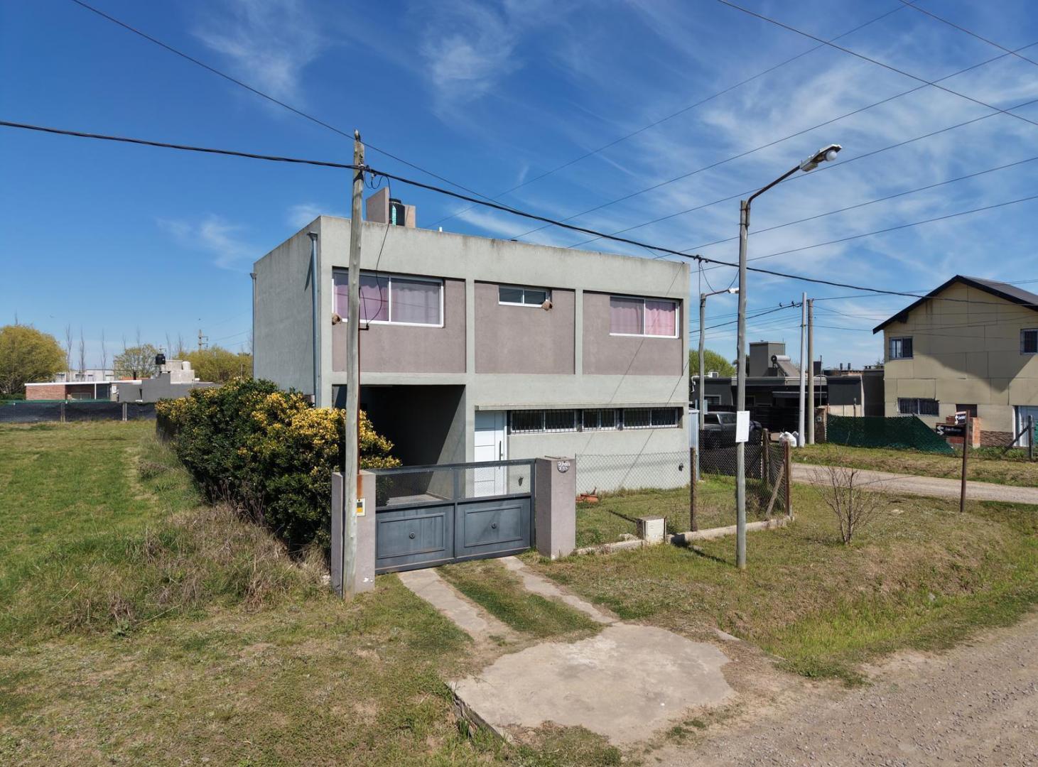 Foto de TDS 3 - Casa 3 dormitorios cercana al ingreso al barrio!, imagen 4