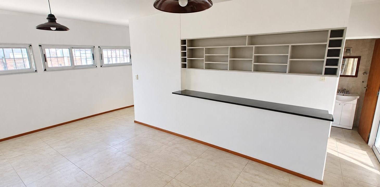 Foto de TDS 3 - Casa 3 dormitorios cercana al ingreso al barrio!, imagen 3
