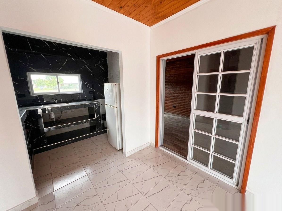 Foto de Amplia casa con jardin, imagen 4