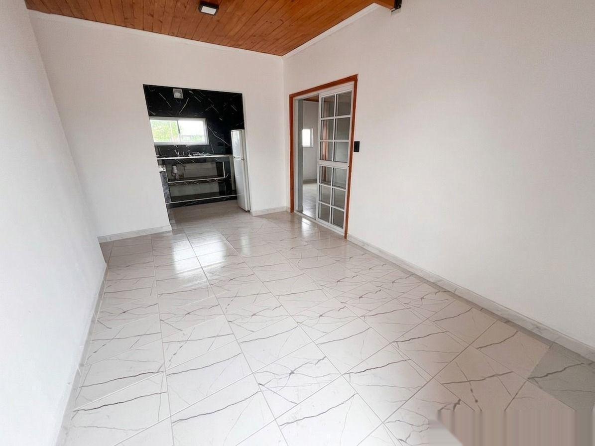 Foto de Amplia casa con jardin, imagen 1