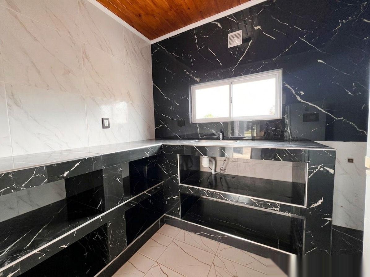 Foto de Amplia casa con jardin, imagen 3