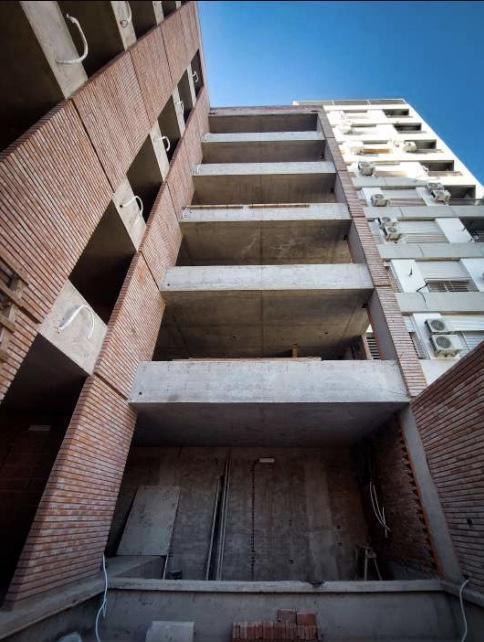 Piso Exclusivo en Pichincha - 3 Dorm. 2