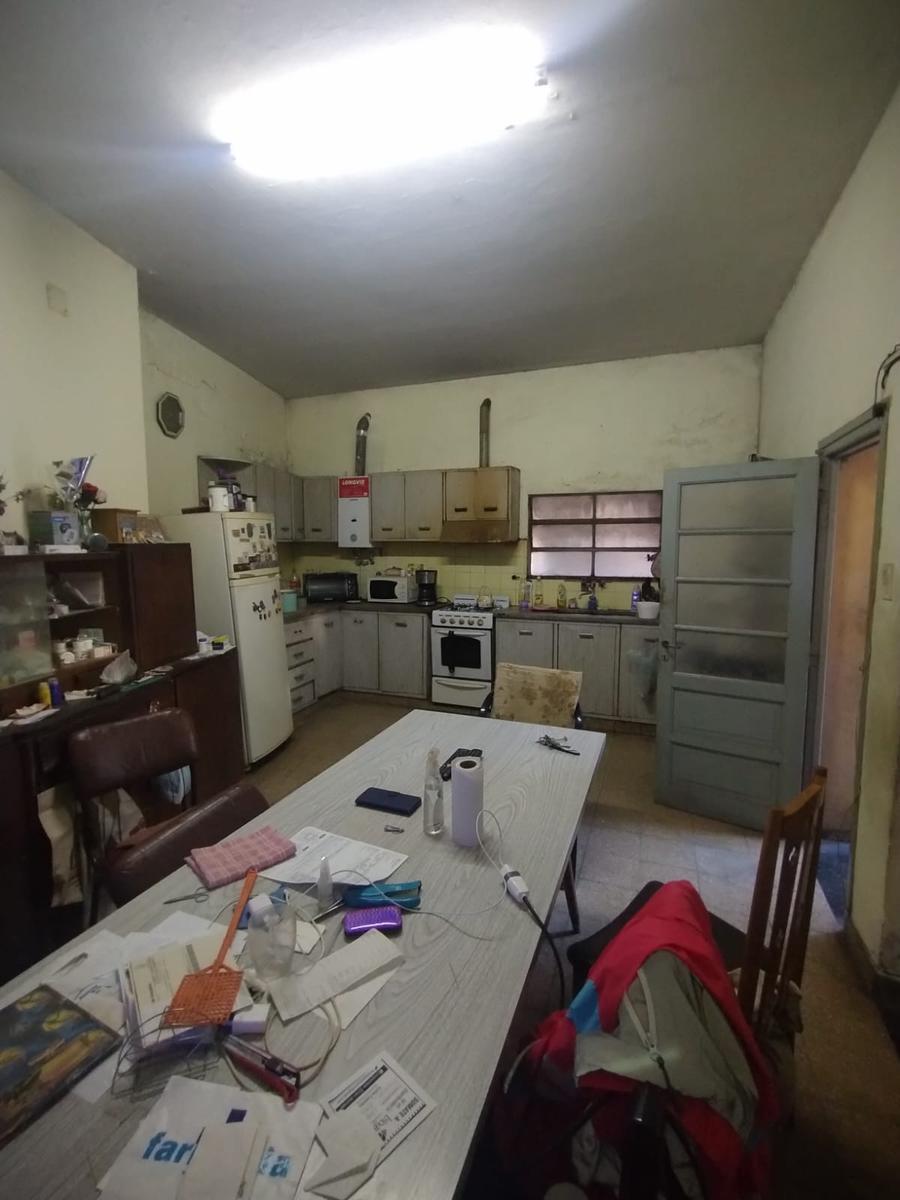 Hermoso Departamento a Reciclar, Gran Potencial 3