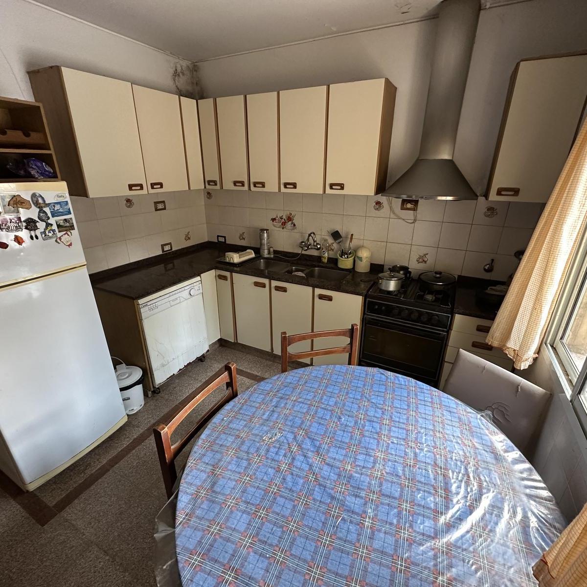 Venta de Importante Casa en Tiro Suizo 5
