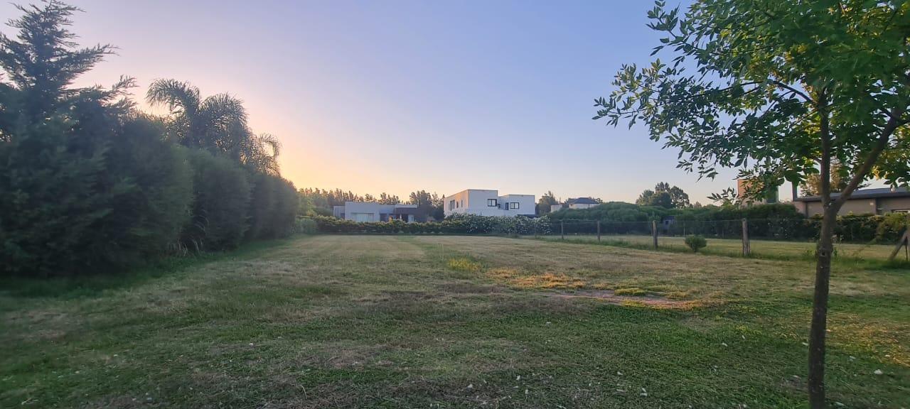 Terreno en Barrio Palos Verdes Country Club