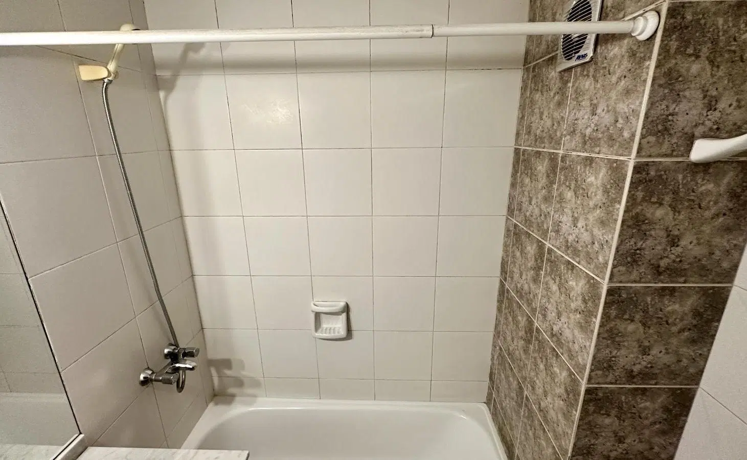 Amplio Departamento de un dormitorio en ALQUILER, en Barrio Martin 2