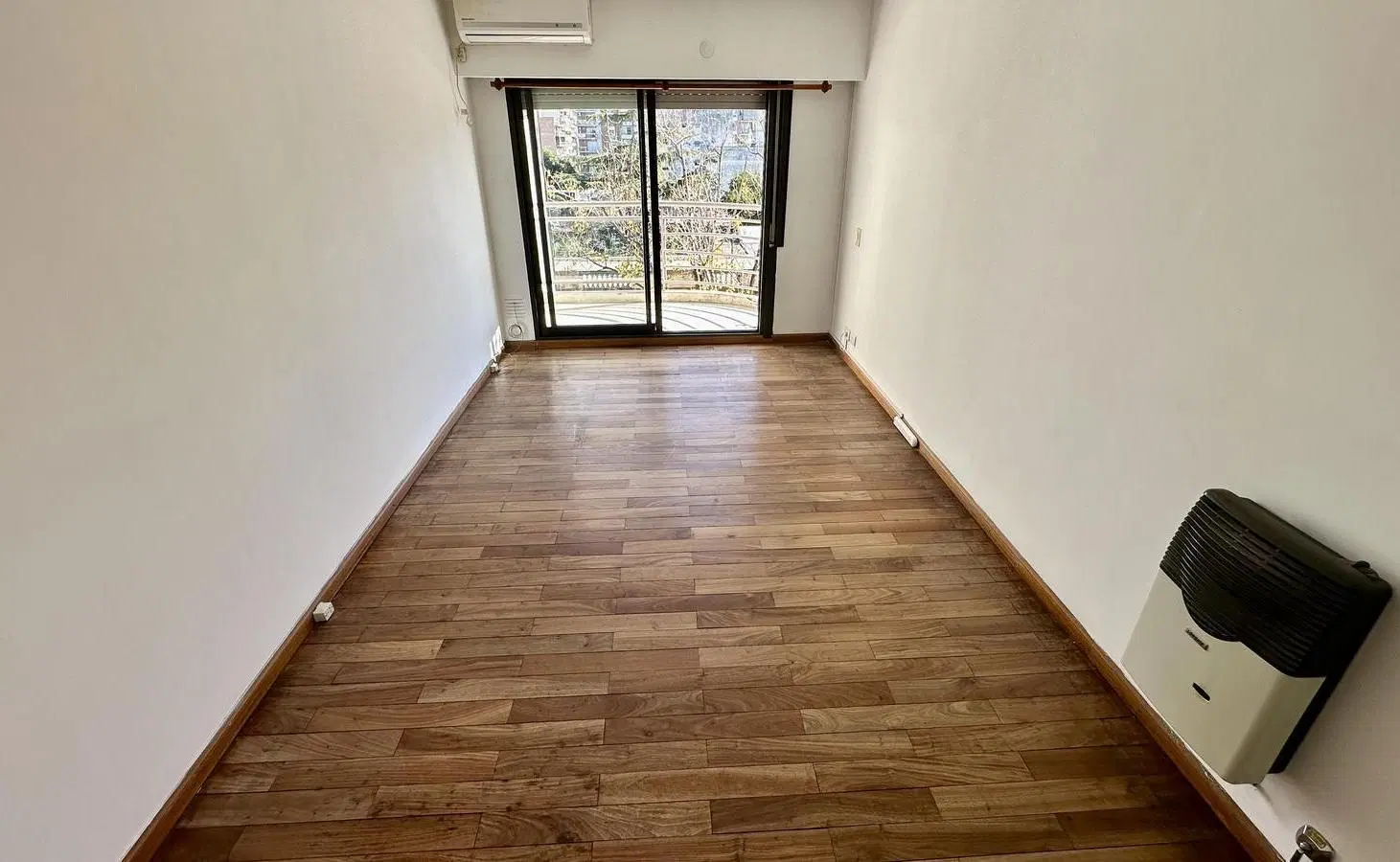 Amplio Departamento de un dormitorio en ALQUILER, en Barrio Martin 3