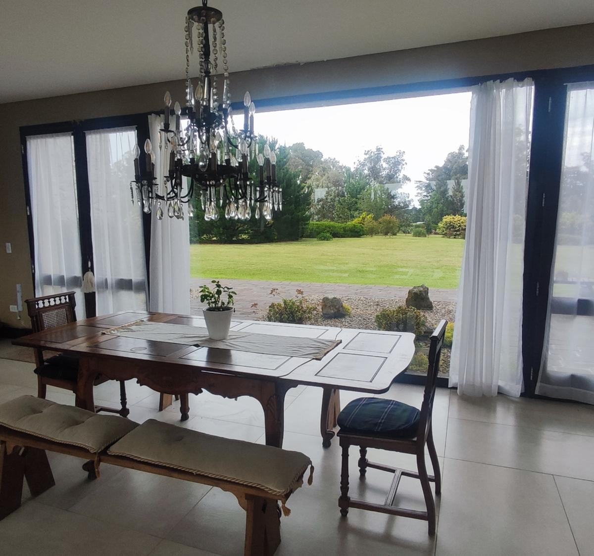 Foto de LOS ACANTILADOS - MAGNIFICA RESIDENCIA SOBRE 23.900 M2 DE TIERRA, imagen 5