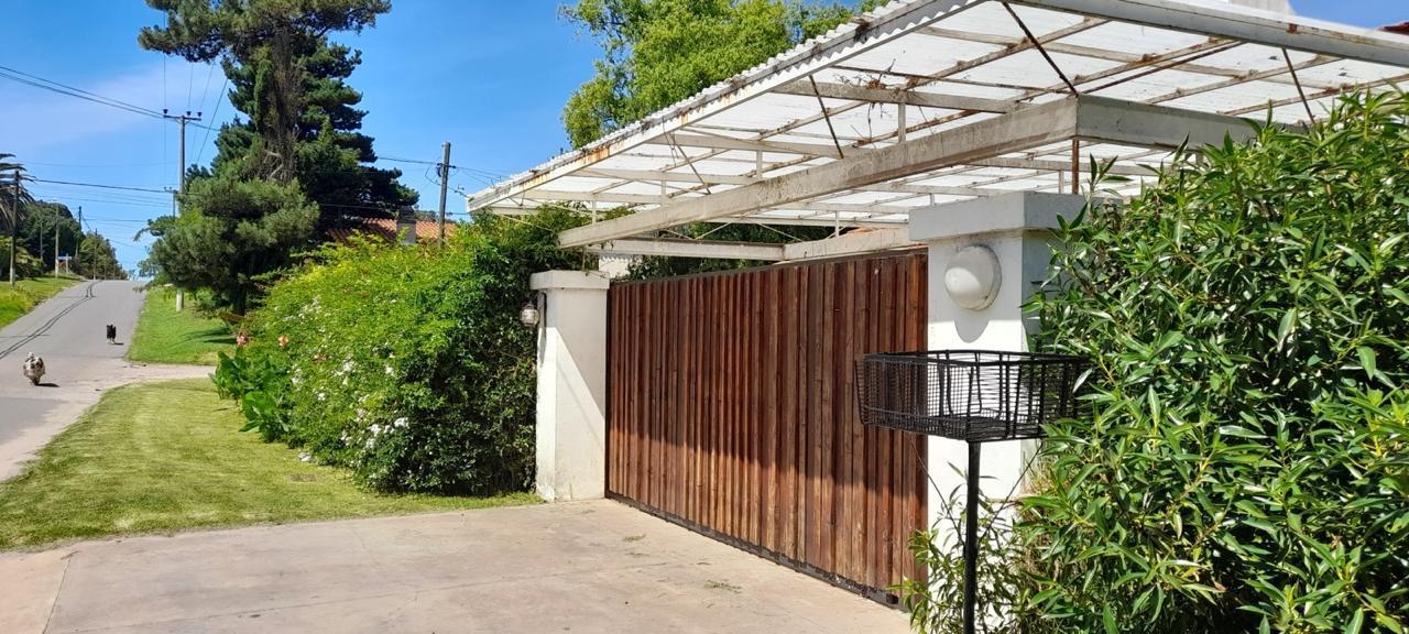 Foto de CASA 4 AMB. RECICLADA A 2 CUADRAS DE LA PLAYA, COSTA AZUL, imagen 4