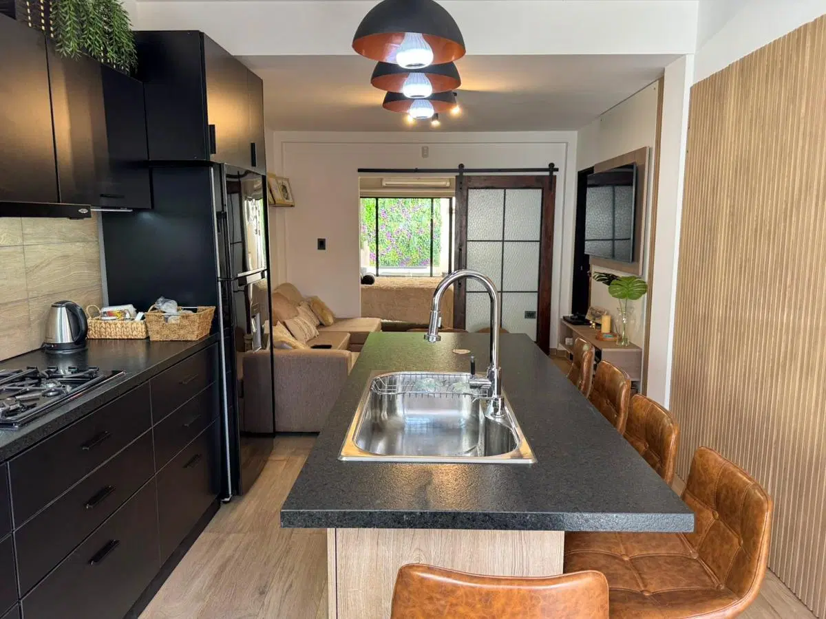 Venta 2 Ambientes con Cochera y Patio en Villa Devoto 1