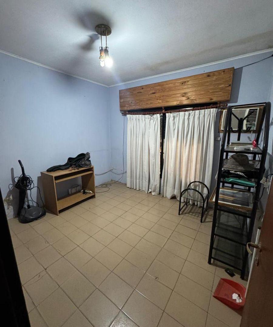 CASA TIPO CHALET 3 AMBIENTES - CASTELAR SUR