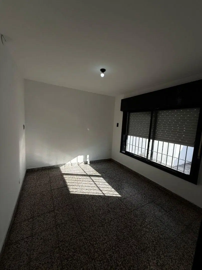 Casa En Venta En Castelar Norte 3