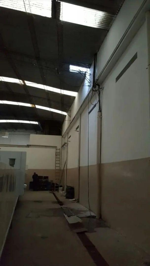 Foto de Galpón/depósito 800m2 - Excelente Ubicacion Y Accesos - Moreno A 10 Mts, imagen 3