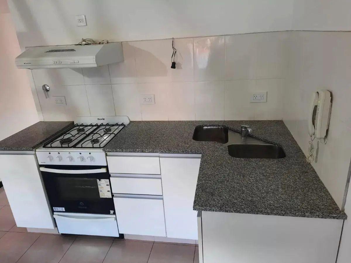 Foto de Departamento En Venta En Castelar, imagen 1