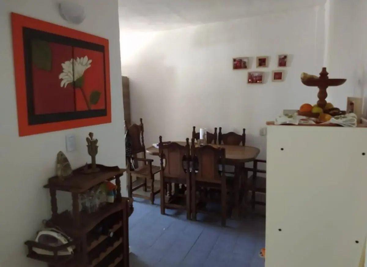 Foto de Casa En Venta En Villa Gobernador Udaondo Con Piscina, imagen 3