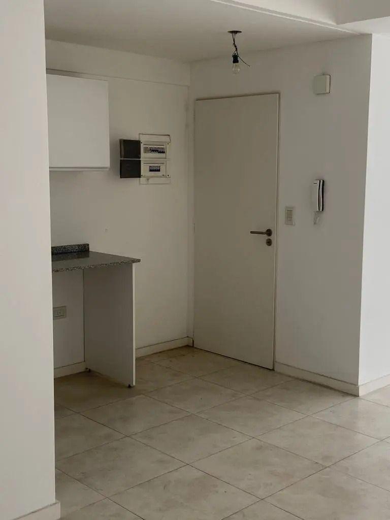 Foto de Departamento En Venta En Castelar Centro, imagen 2