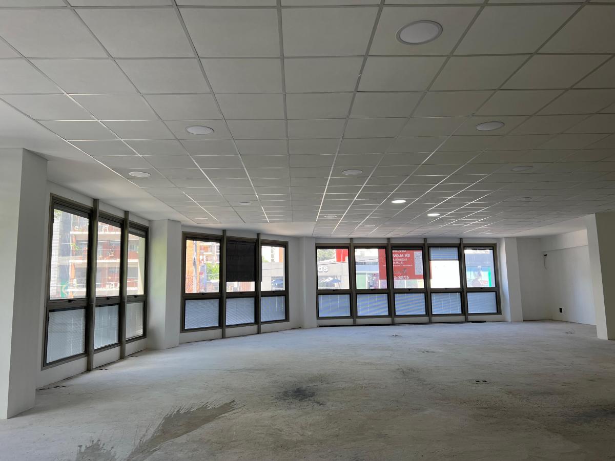 Foto de Moderna oficina a estrenar en planta libre-Av Cabildo y Olleros, imagen 3