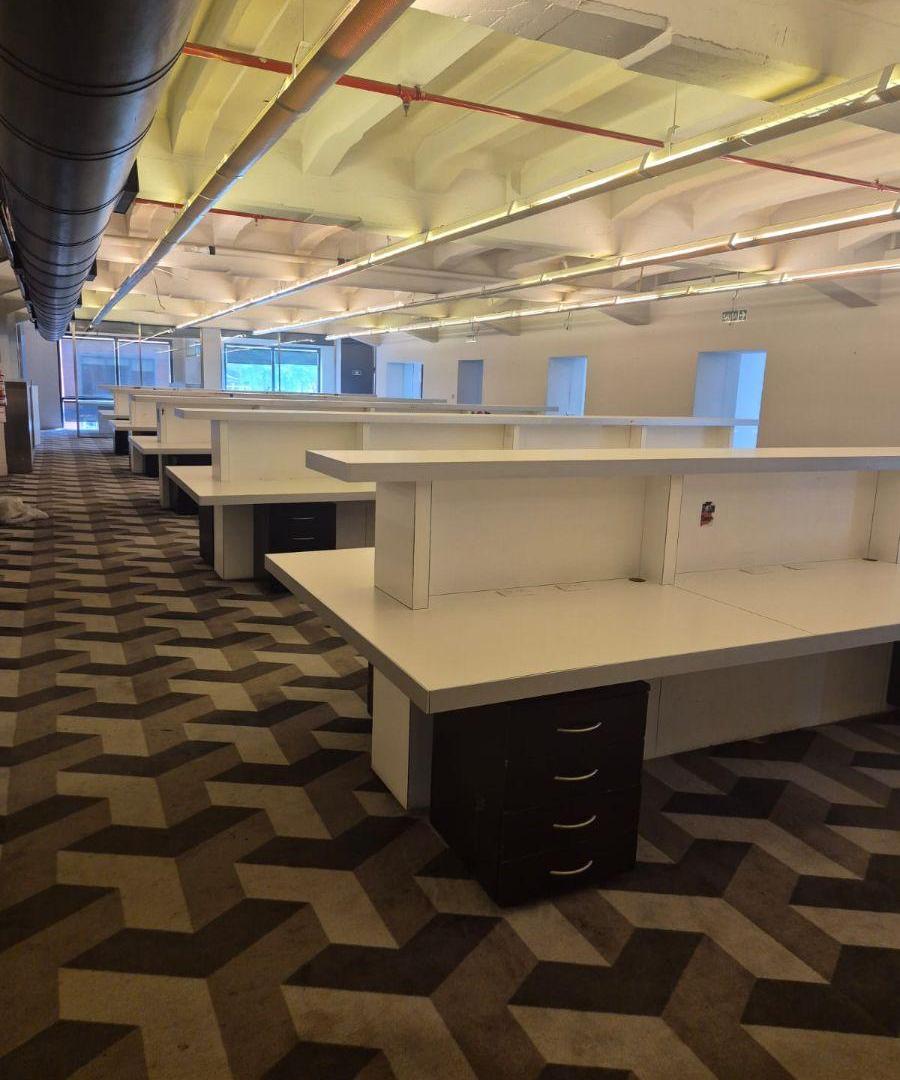 Espacio corporativo AAA de 644m2 con vista a los diques - PUERTO MADERO