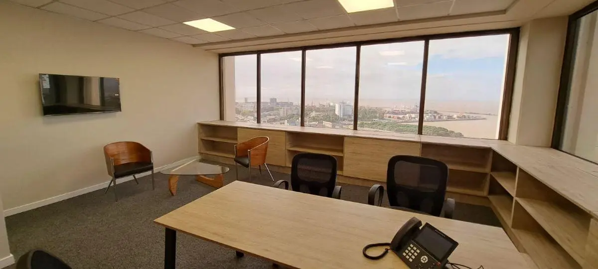 Exclusiva oficina de 400m2 lista para ingresar! 5
