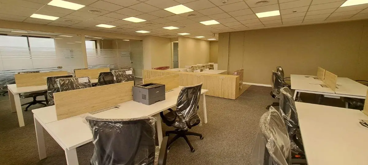 Exclusiva oficina de 400m2 lista para ingresar! 3