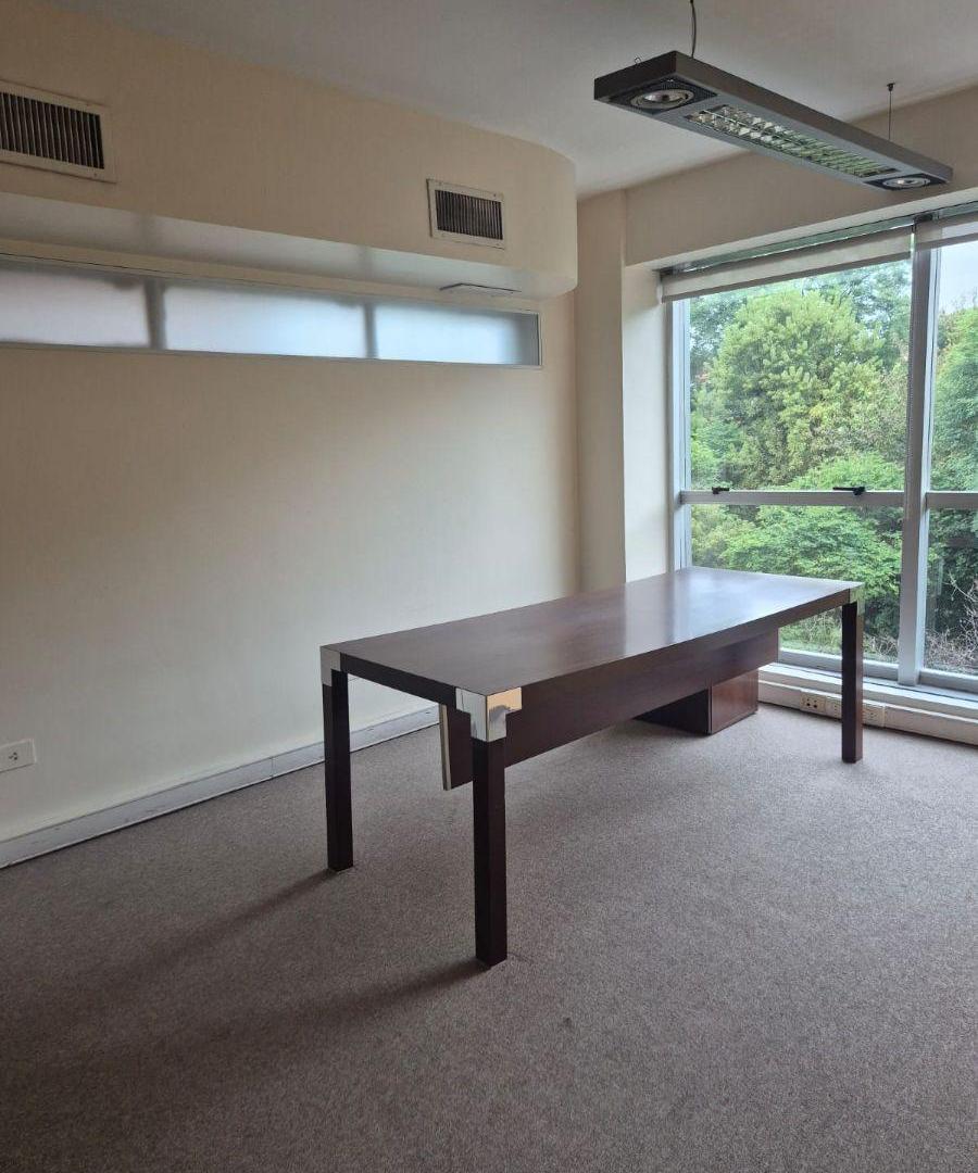 Foto de Piso completo de oficinas amoblado. Excelente vista. Luminoso!!!!, imagen 2