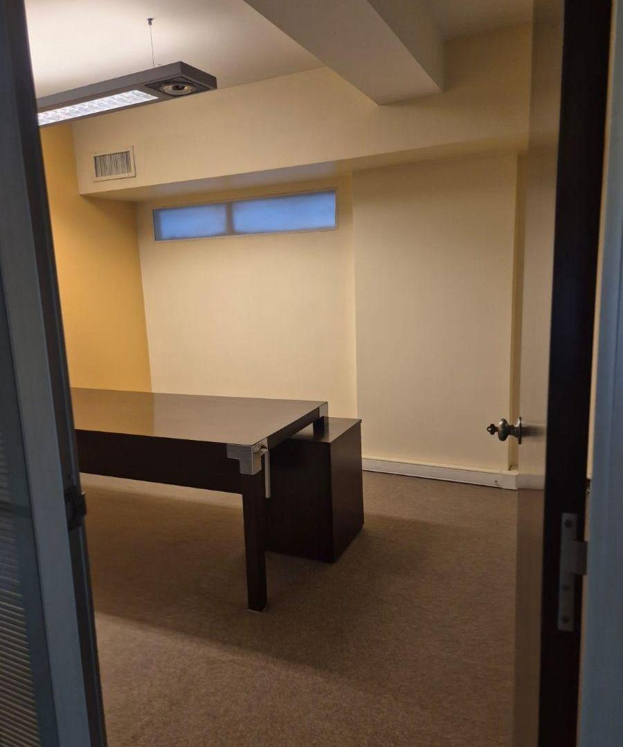 Foto de Piso completo de oficinas amoblado. Excelente vista. Luminoso!!!!, imagen 3