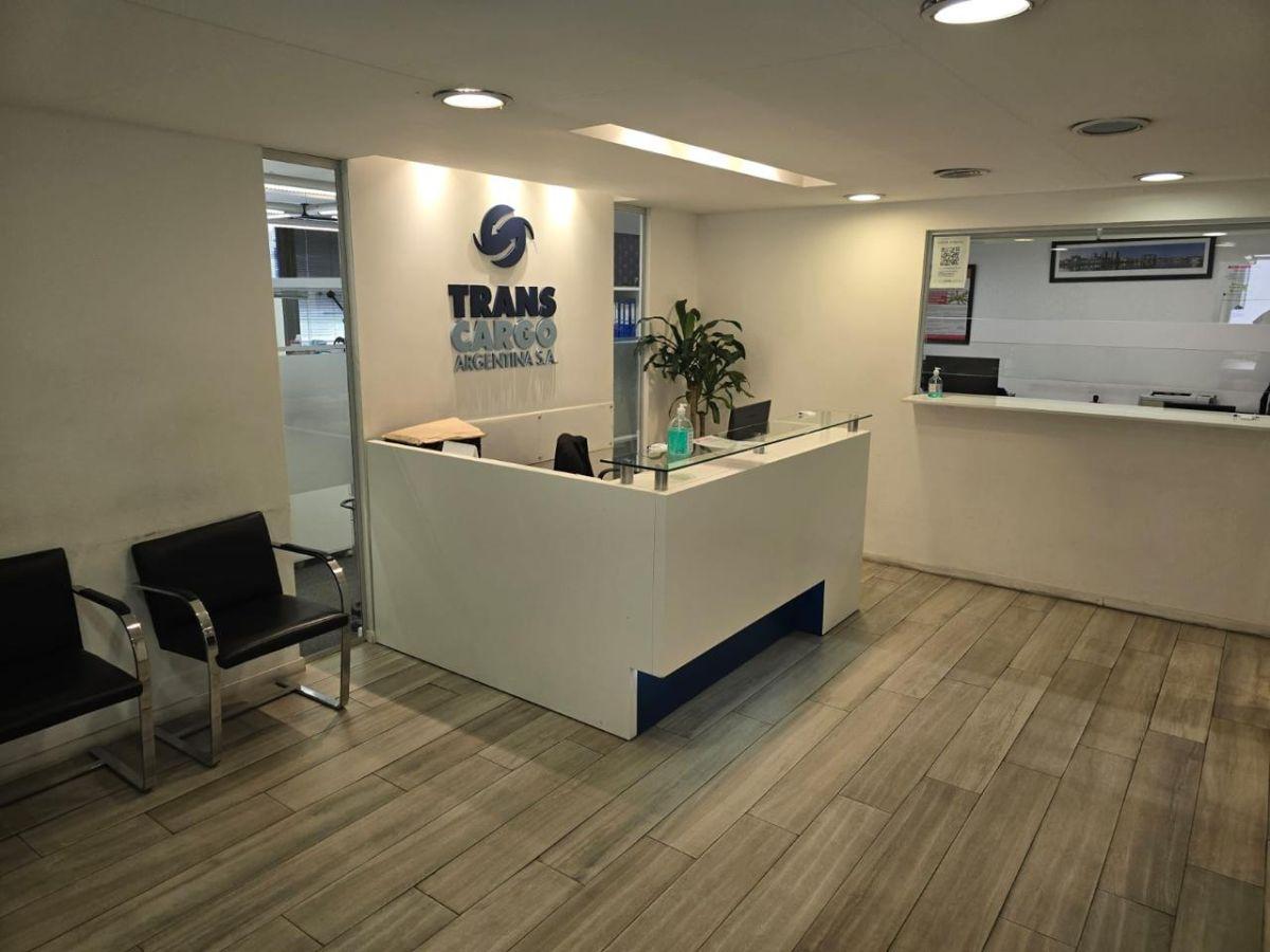 Oficina de 491m2 en Planta Libre con muy buena luz!!!