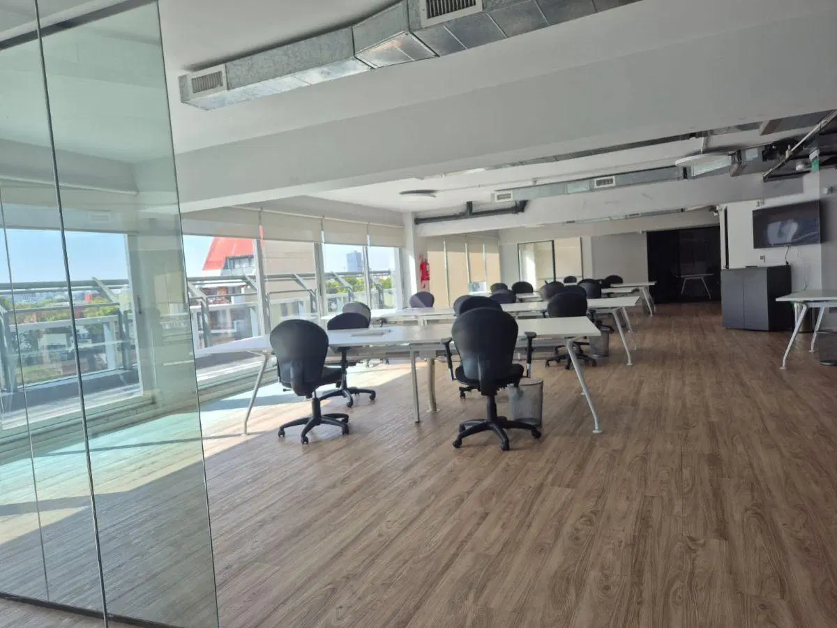 OFICINA PLUG & PLAY EN VILLA CRESPO 4