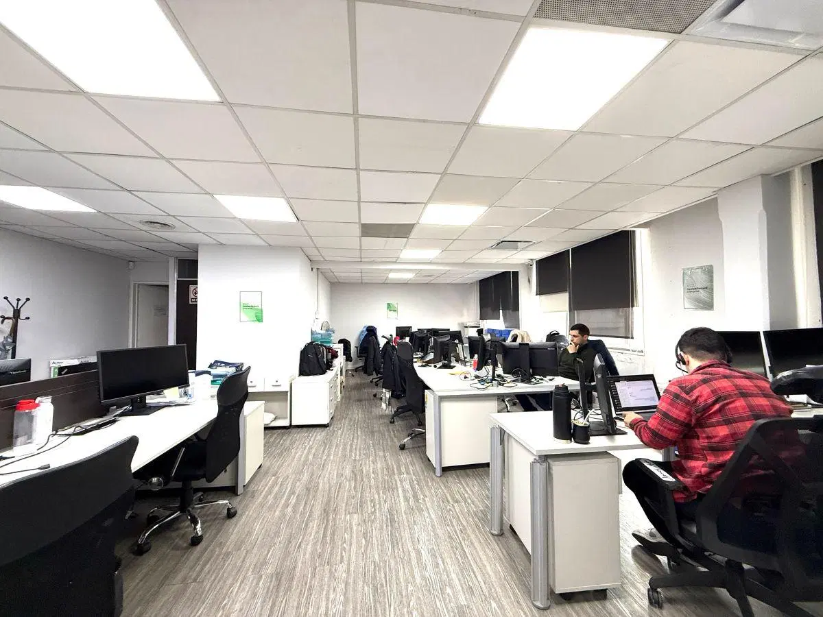 Oficina de 217m2 con 3 cocheras en Barrancas de Belgrano! 5