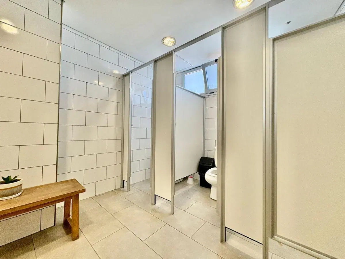 EXCELENTE SEMIPISO CON TERRAZA PROPIA EN OLIVOS 3